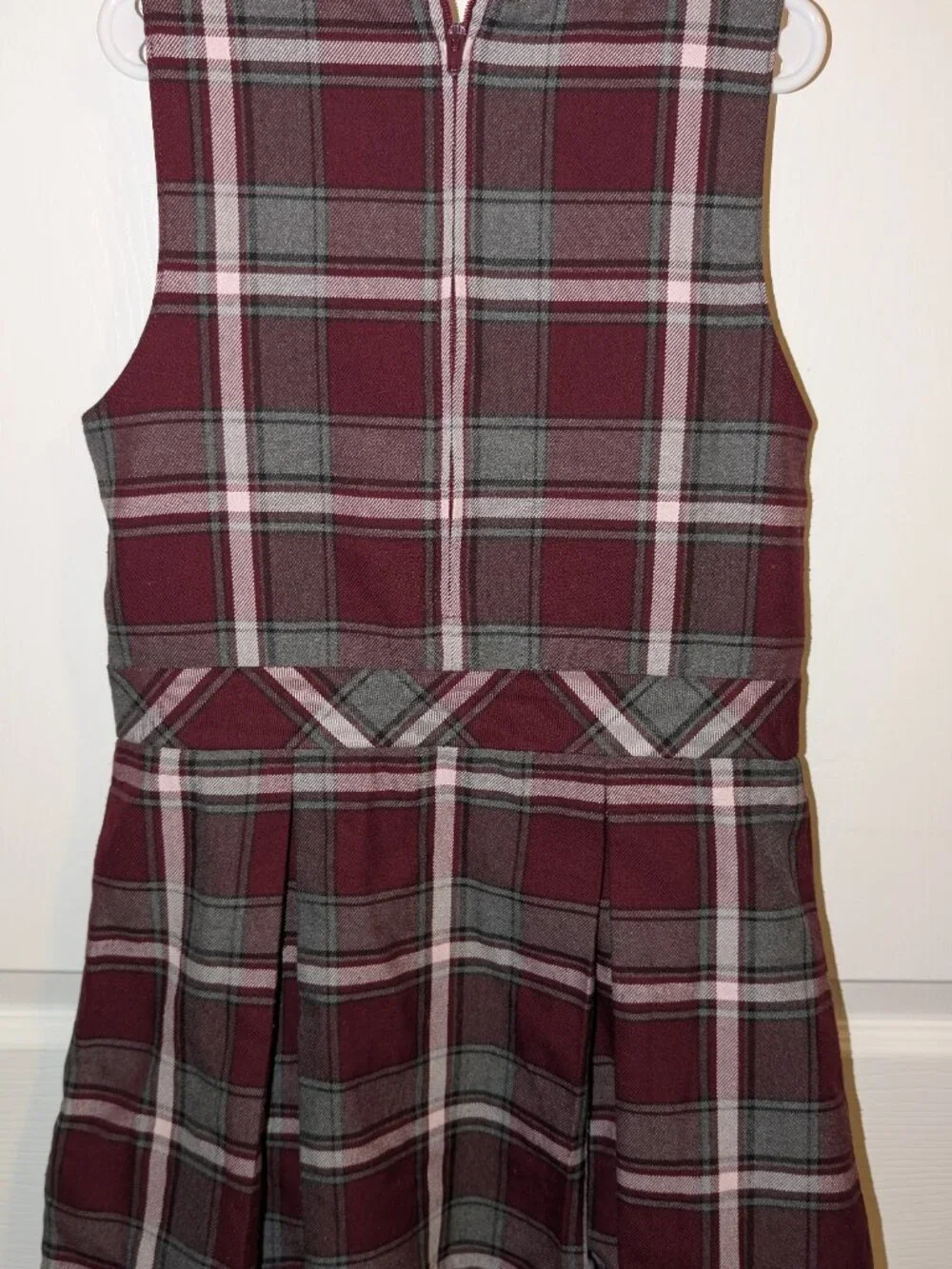 Lands End Girls 6 burgundy / gray plaid jumper school uniform
